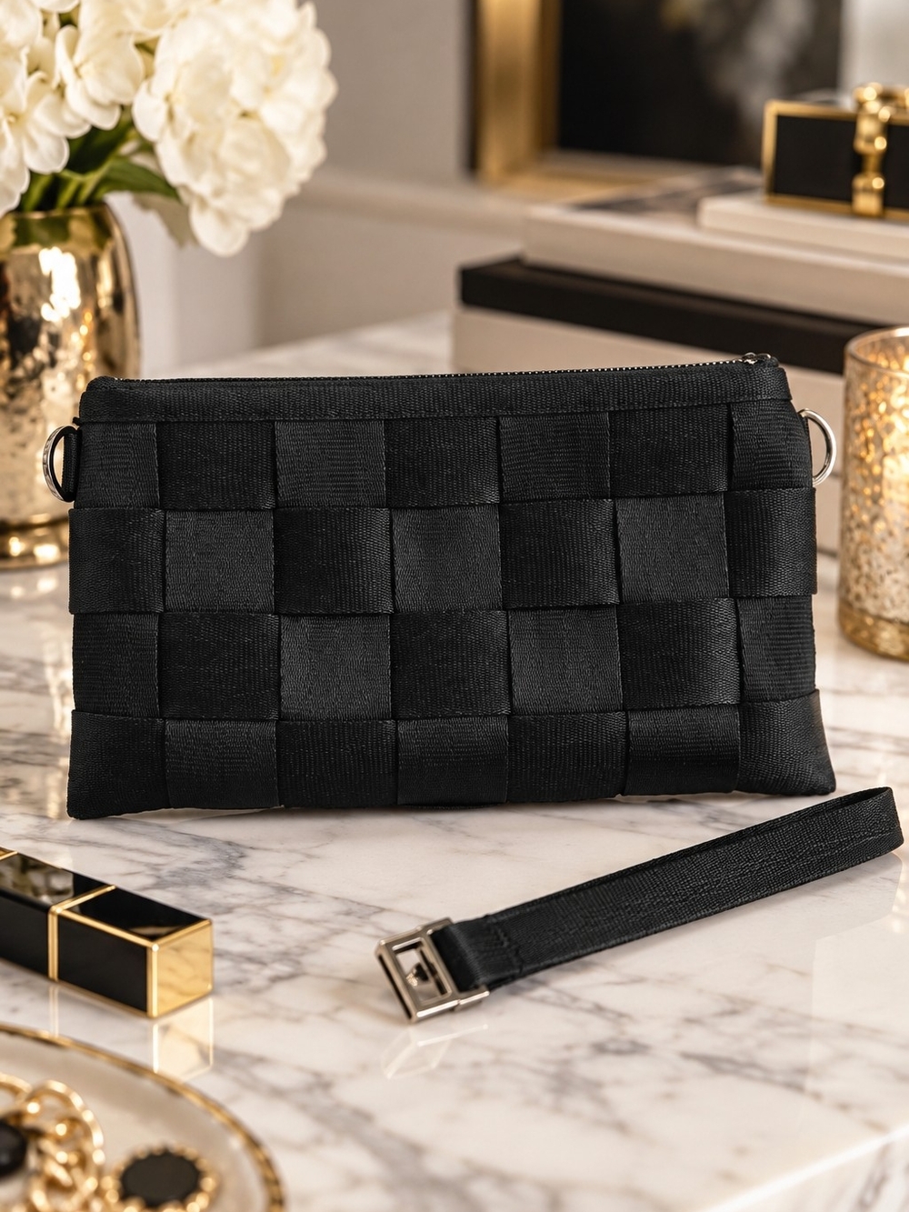 Harveys Original Seatbelt Bag Black Woven Clutch Wristlet